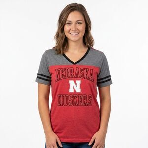 Colosseum Nebraska Cornhuskers T-Shirt Women's Large Red New With Tags